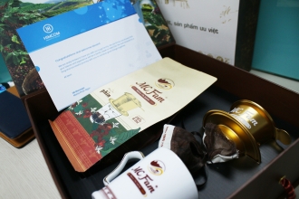 HIMCOM chào đón "bạn mới" bằng món quà thật nhiều caffeine!!!